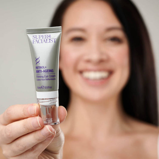 Super Facialist Retinol Anti Ageing Firming Eye Cream - 15ml