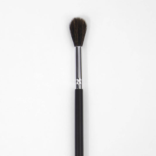 BH Cosmetics Rounded Highlighter Brush