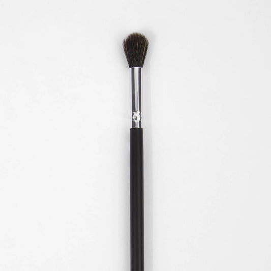 BH Cosmetics Tapered Crease Brush