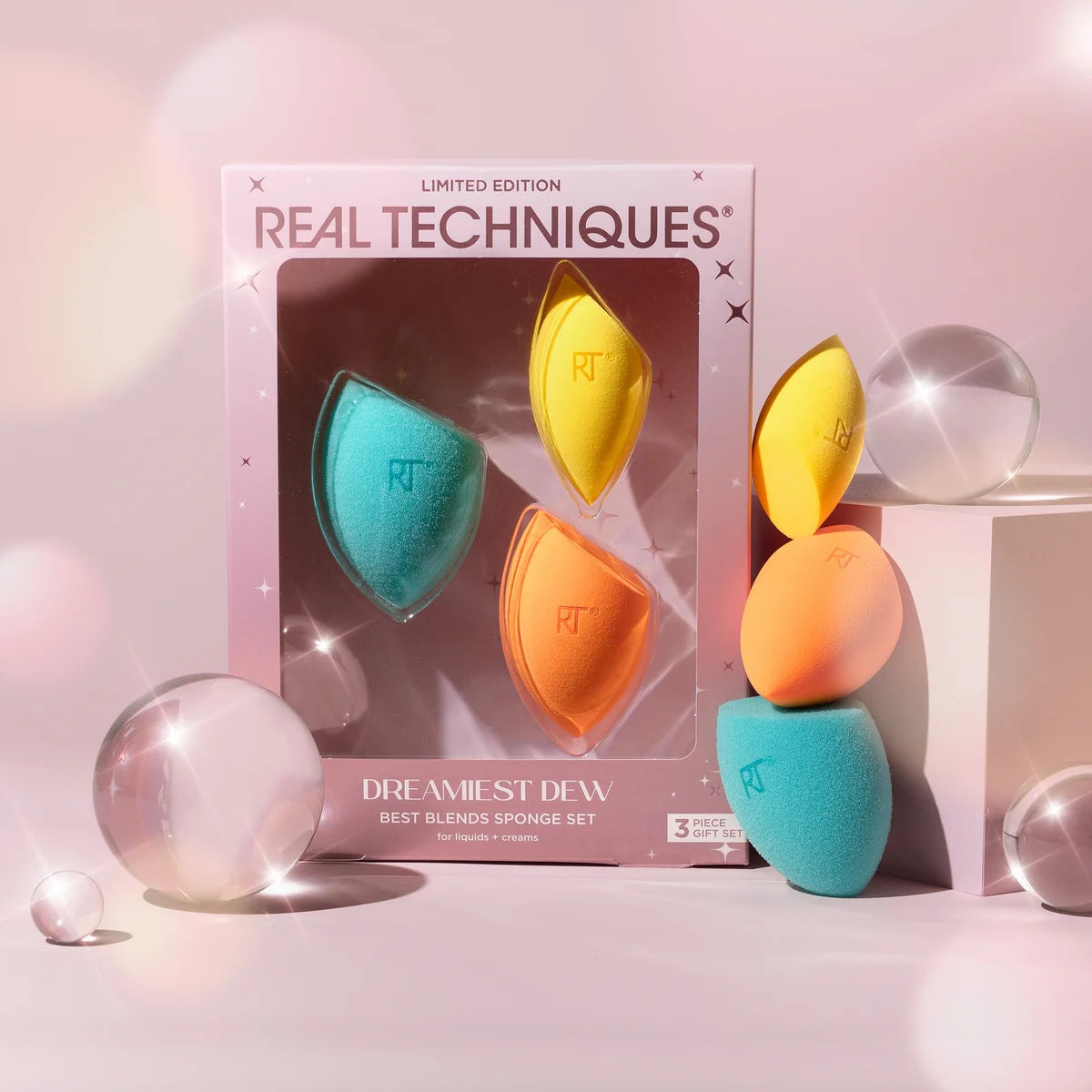 Real Techniques Dreamiest Dew Set (Worth £21.00)