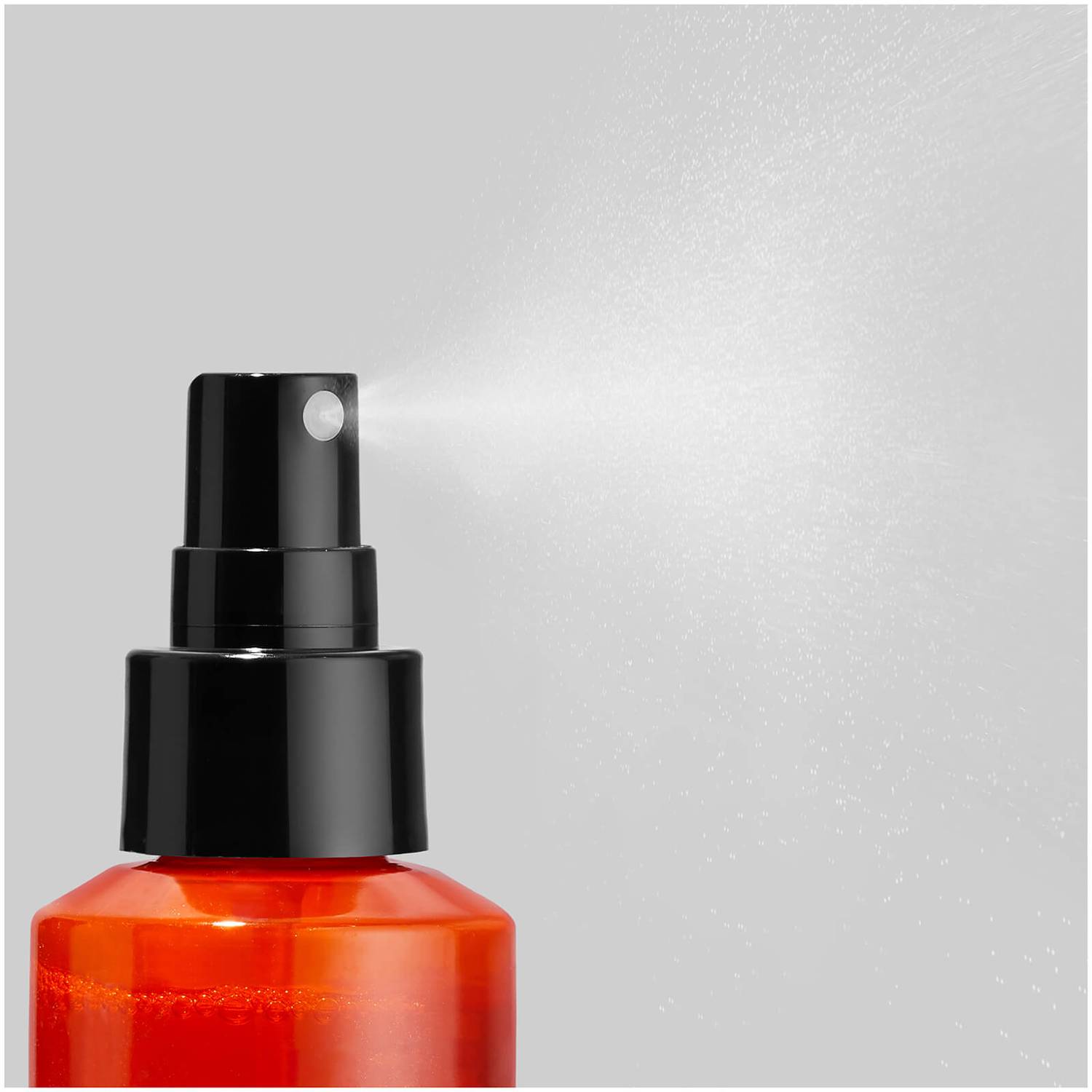 Matrix Total Results Mega Sleek Iron Smoother Heat Protection and Frizz Control Hair Spray 250ml
