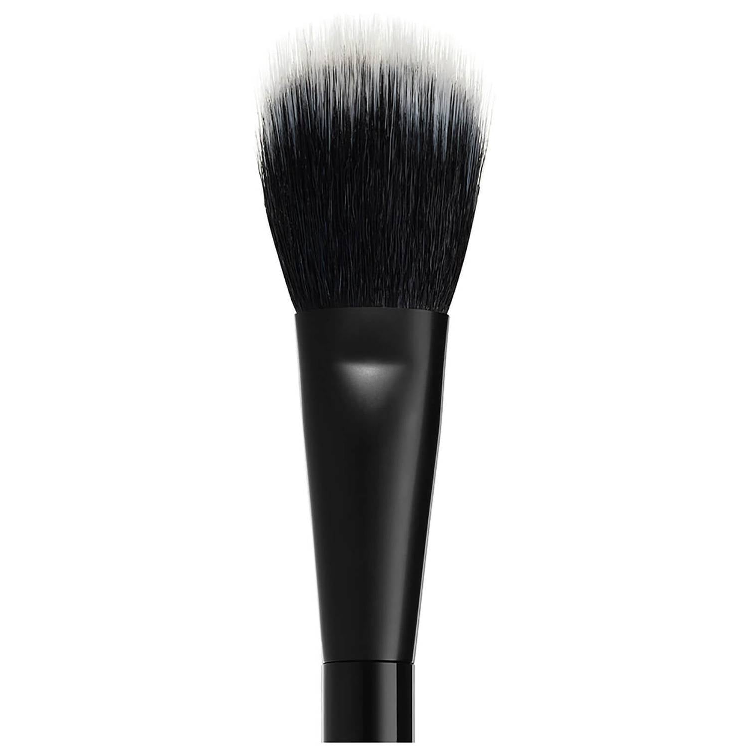 NYX Professional Makeup Pro Dual Fiber Powder Brush