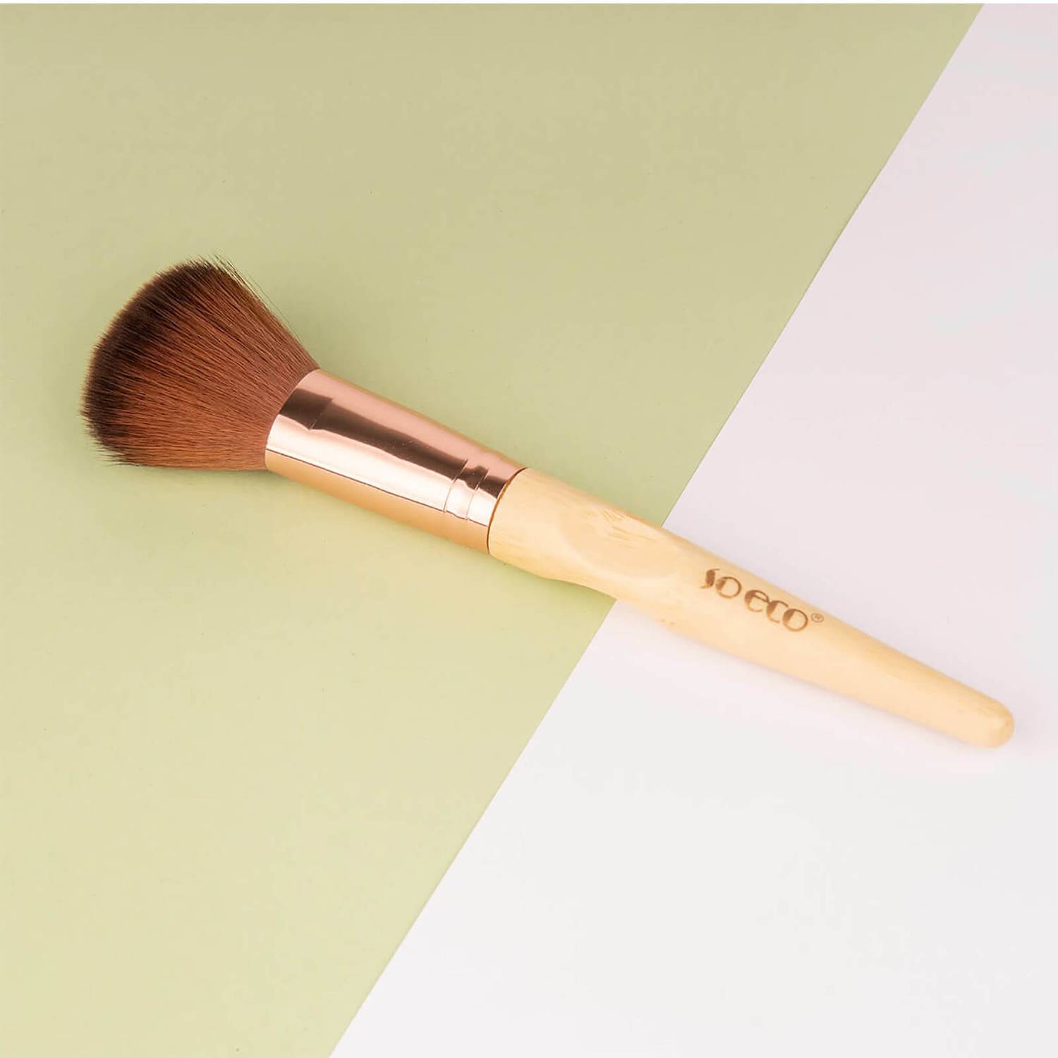 So Eco Blush Brush