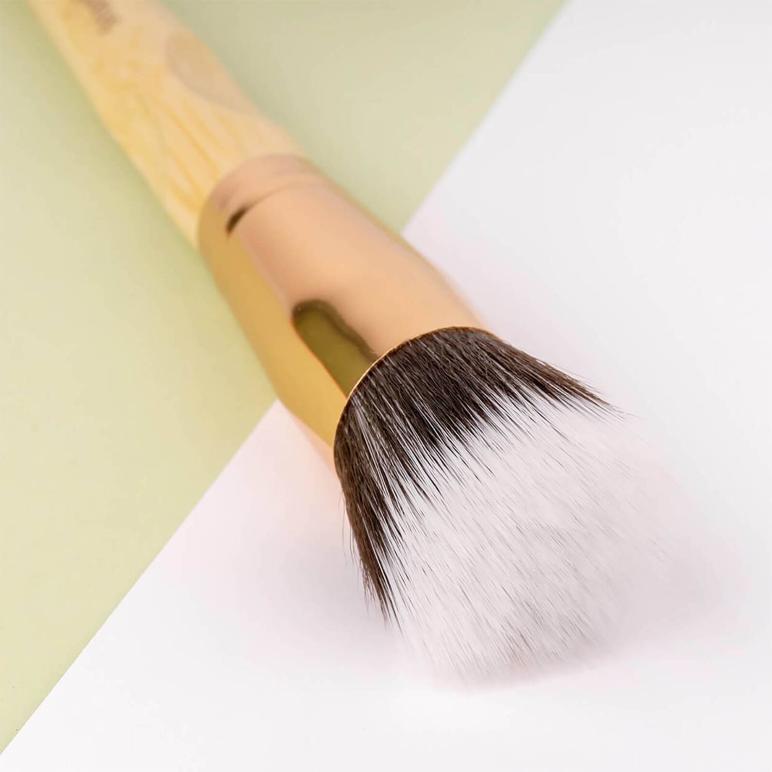 So Eco Finishing Brush