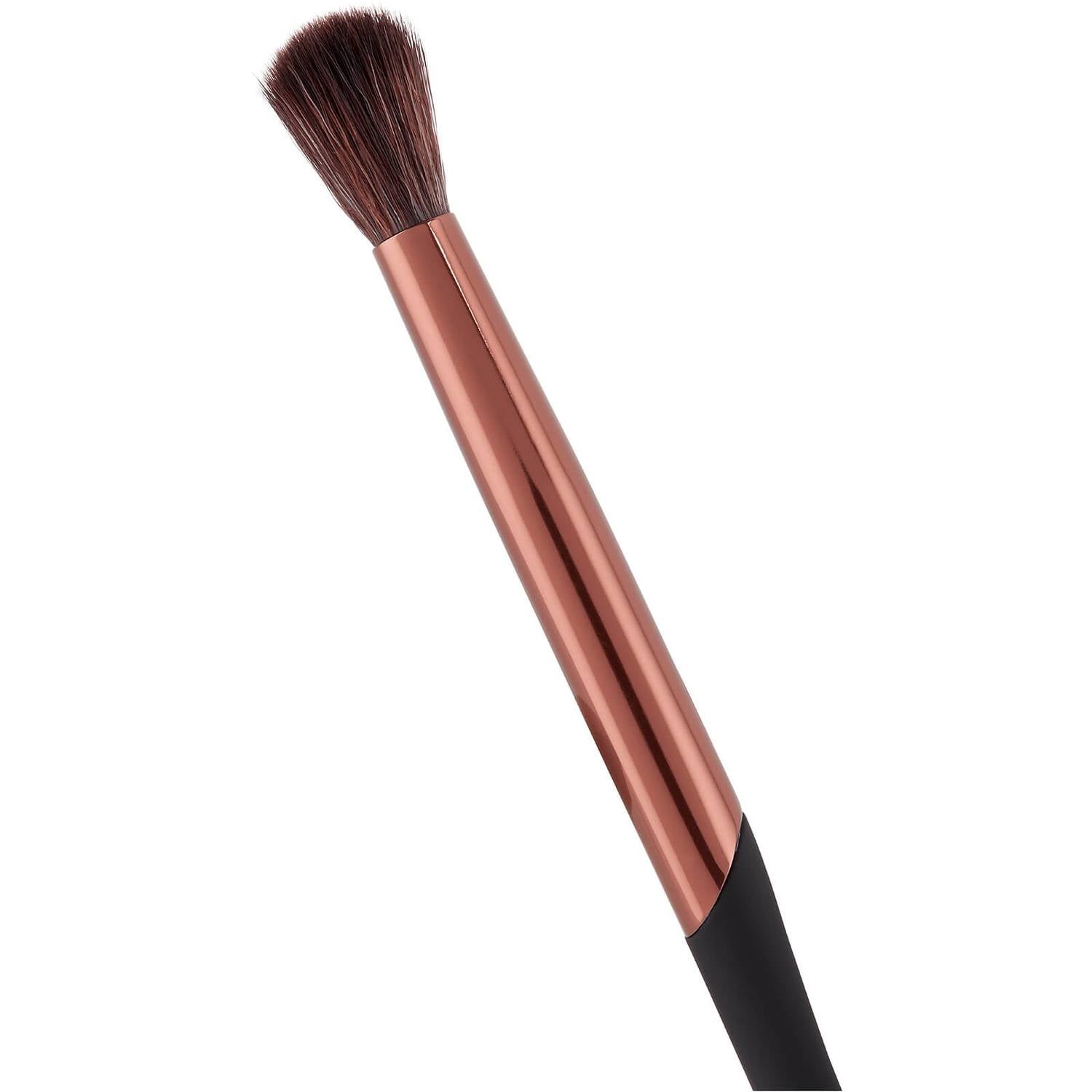 Luxie 702 Tapered Blending Eye Brush