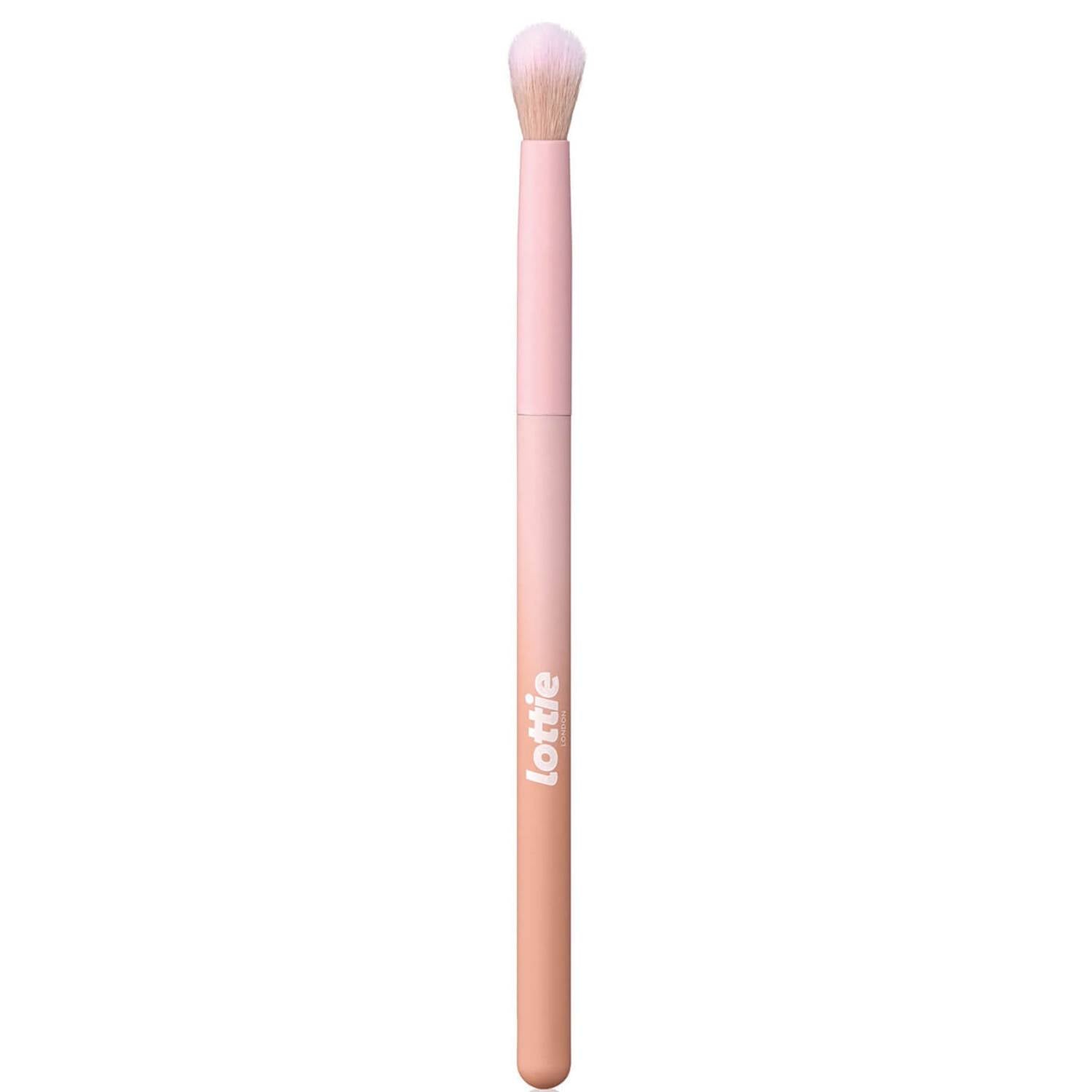 Lottie London LE010 Tapered Blending Brush