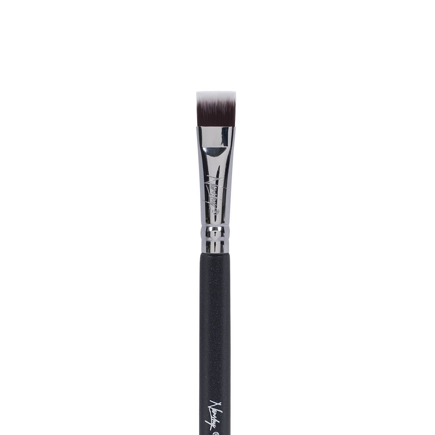 Nanshy Flat Definer Brush - Onyx Black