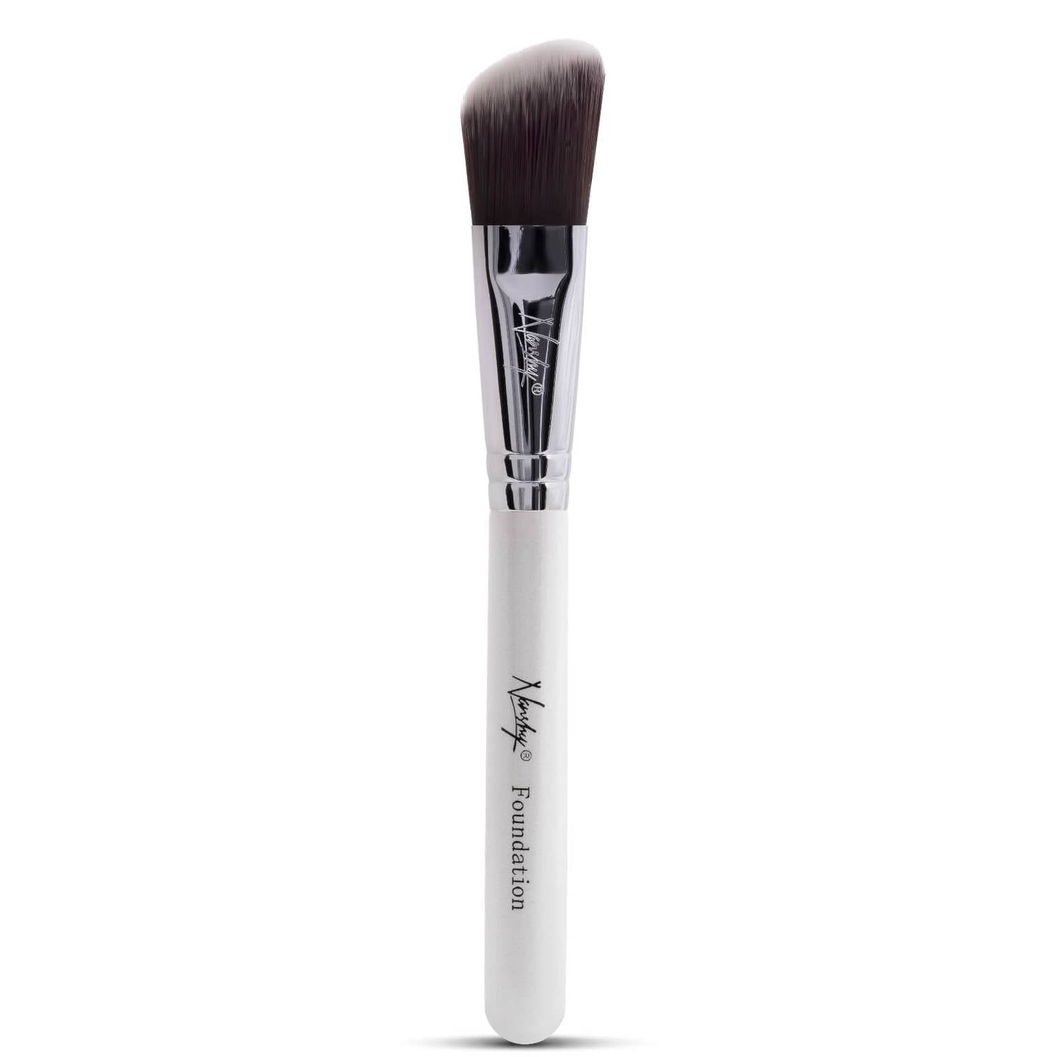 Nanshy Foundation Brush - Pearlescent White