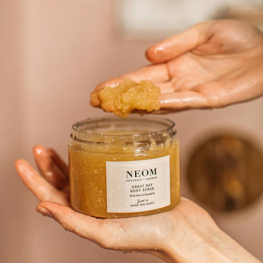 NEOM Real Luxury Body Scrub 332g