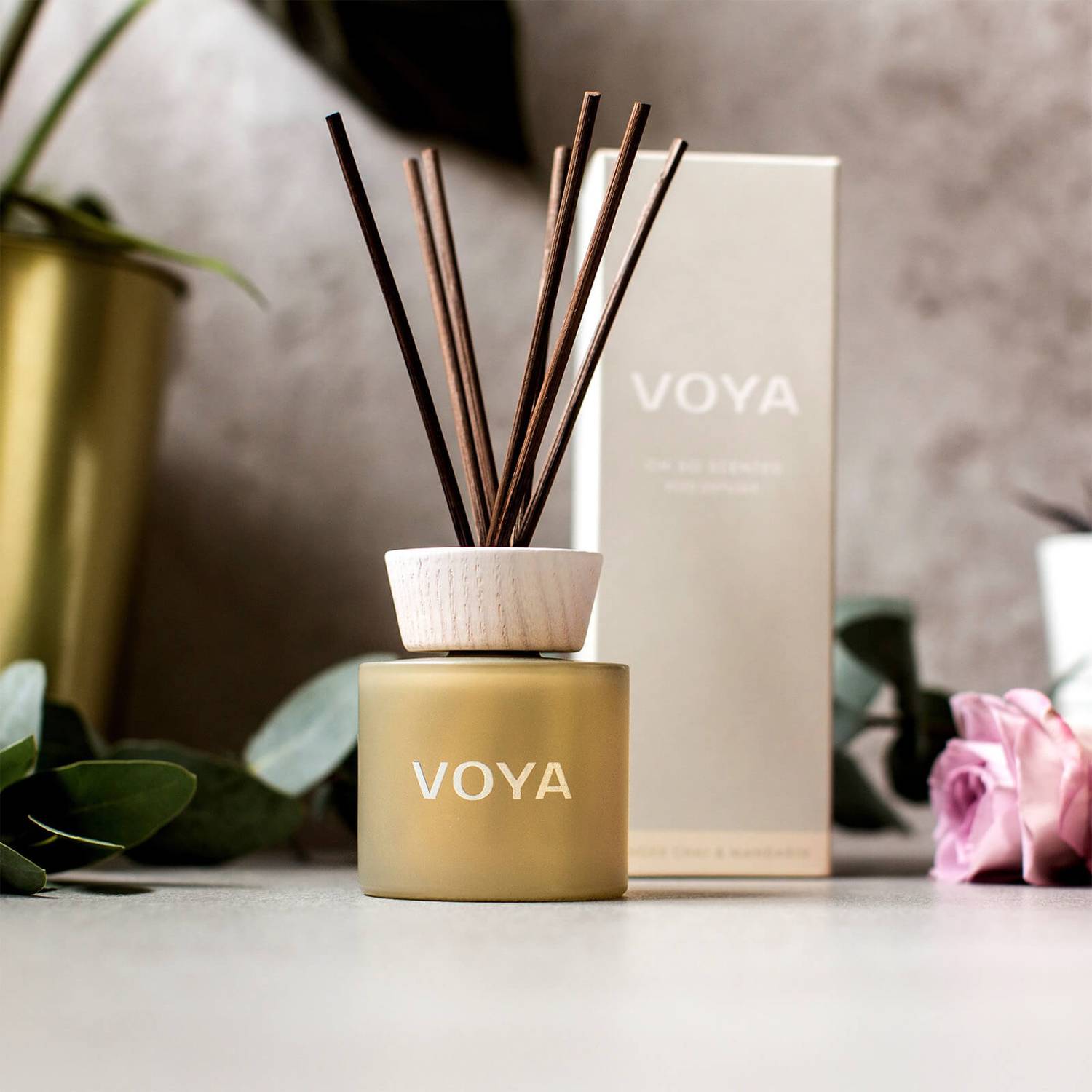 VOYA Oh So Scented Reed Diffuser Lavender, Rose and Camomile 100ml