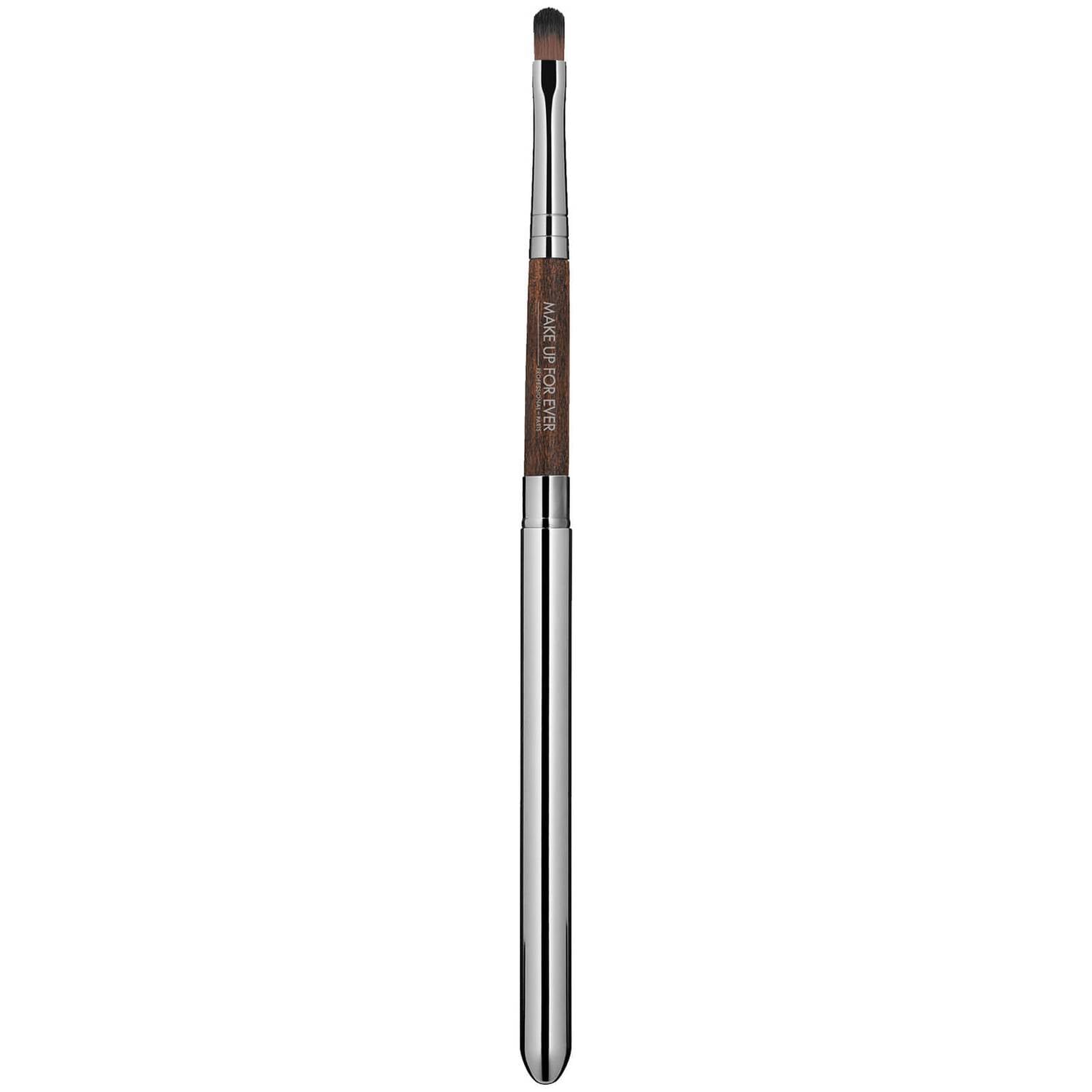 MAKE UP FOR EVER #304 Lip Brush With Cap -