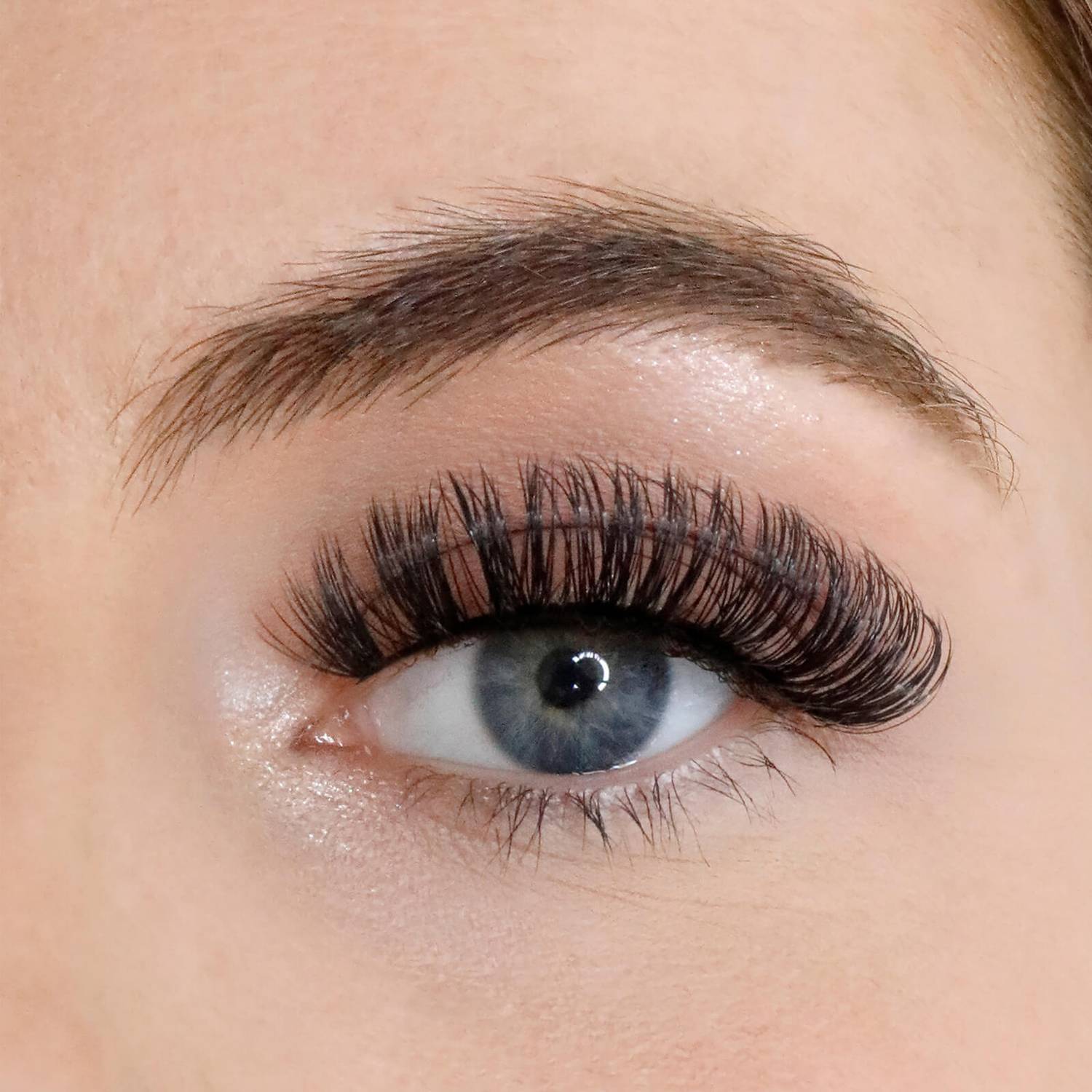 Lola's Lashes L.W.I She's Fire Russian Strip Lashes