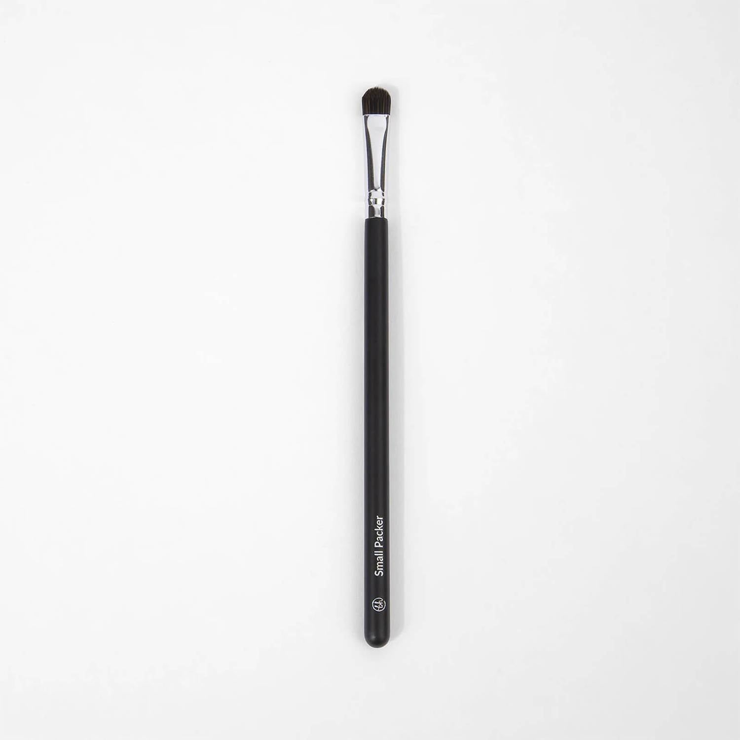 BH Cosmetics Small Packer Brush