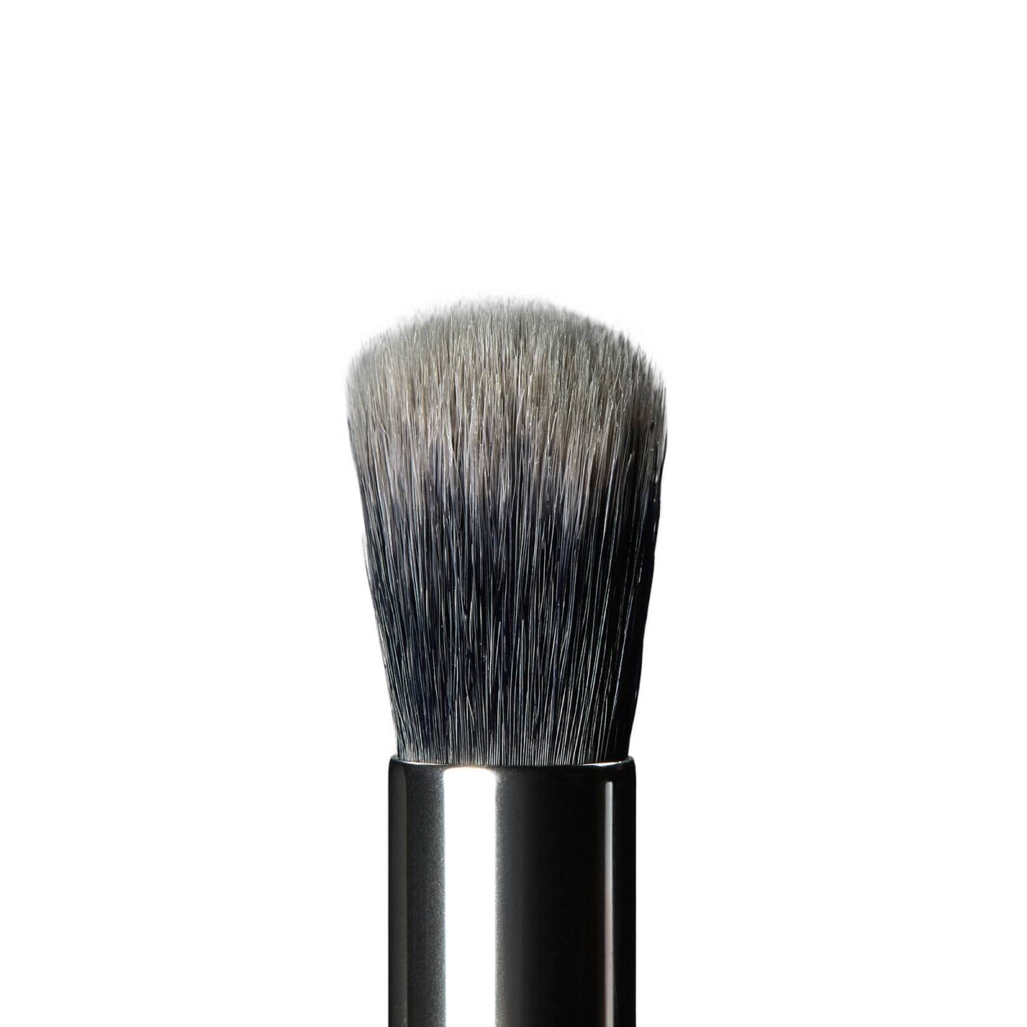 Anastasia Beverly Hills A6 Pro Brush - Buff and Blend Brush