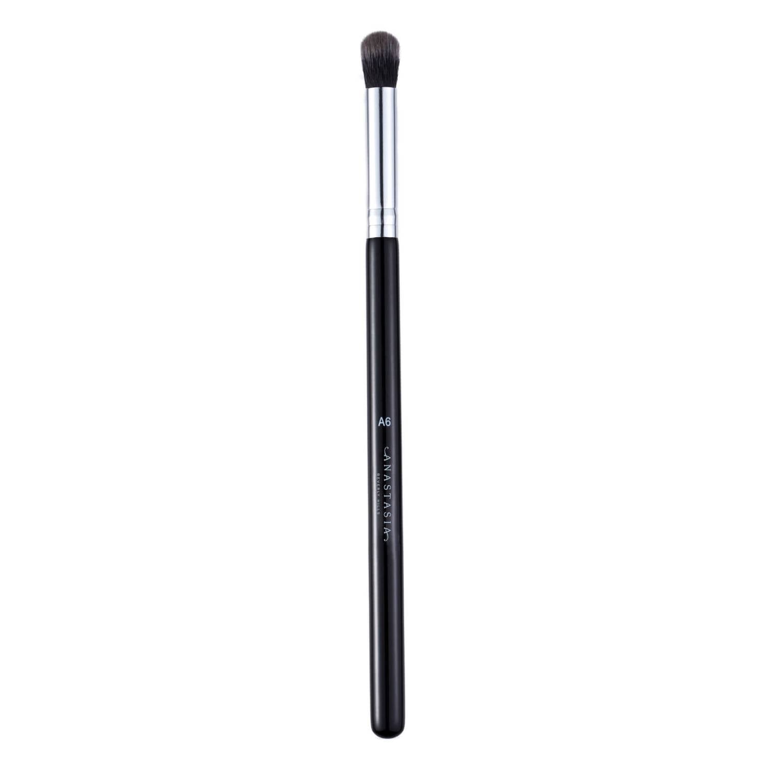 Anastasia Beverly Hills A6 Pro Brush - Buff and Blend Brush