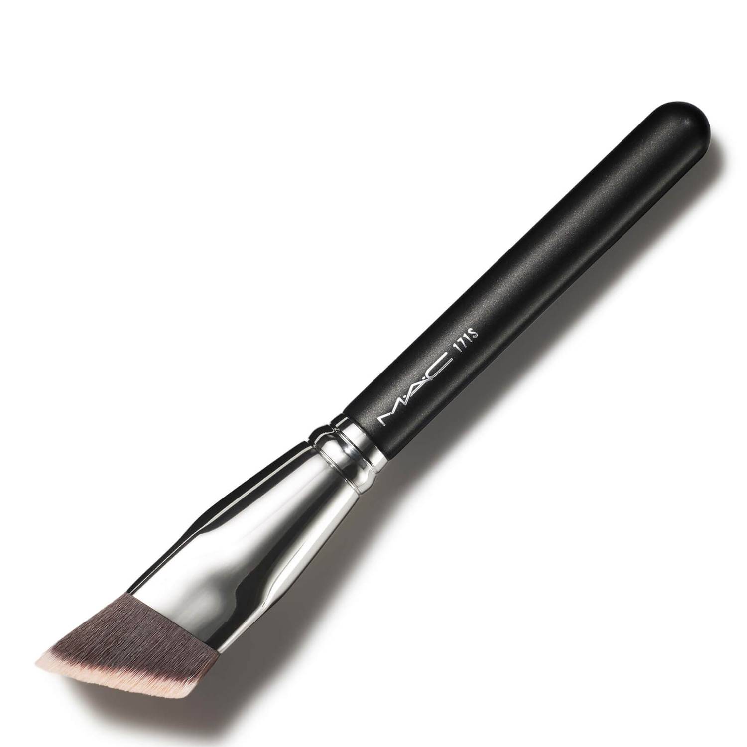 Mac 171S Wedge Foundation Brush