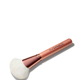 MAC 143S Bronzer Fan Brush